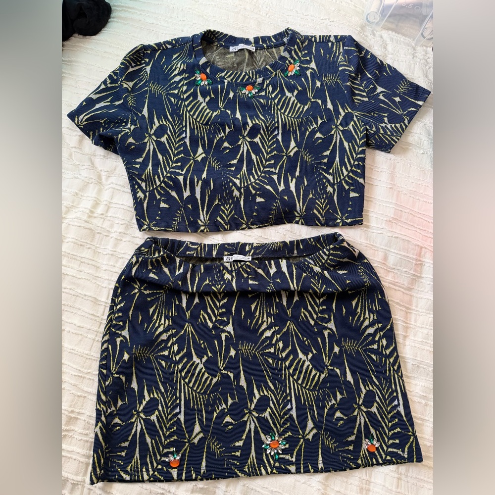 Jacquard Leaf Print Two-Piece Set